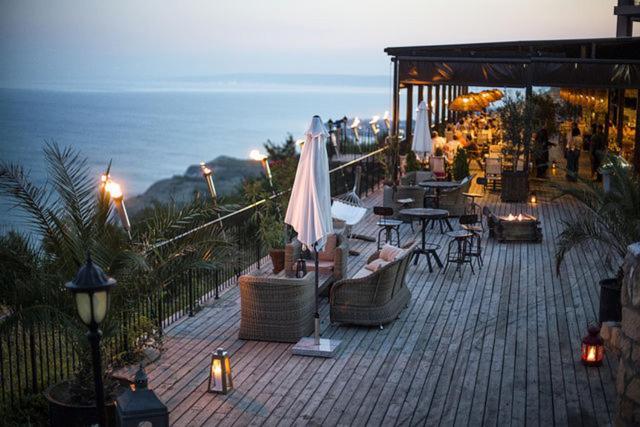Sea View & Infinity Pool Apartments In Kaliakria Resort Balchik Bagian luar foto