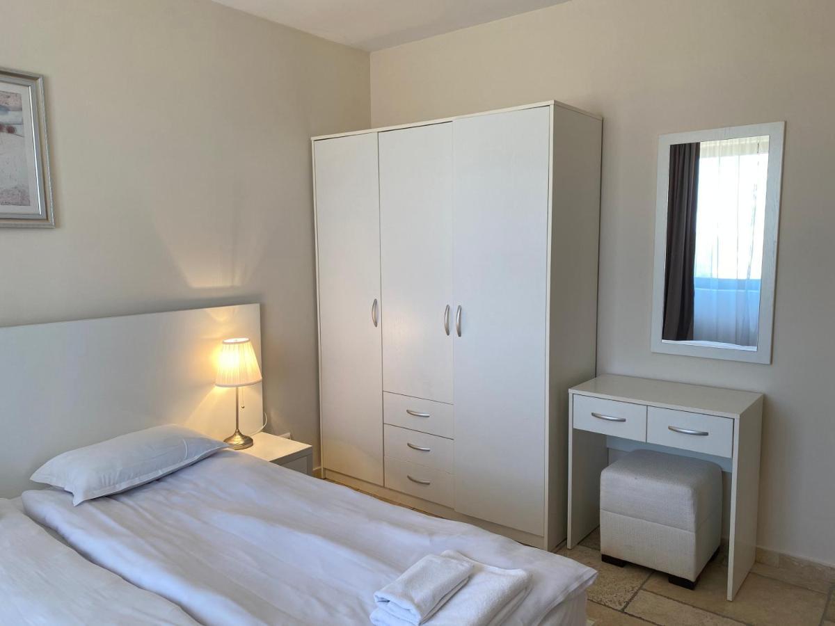 Sea View & Infinity Pool Apartments In Kaliakria Resort Balchik Bagian luar foto