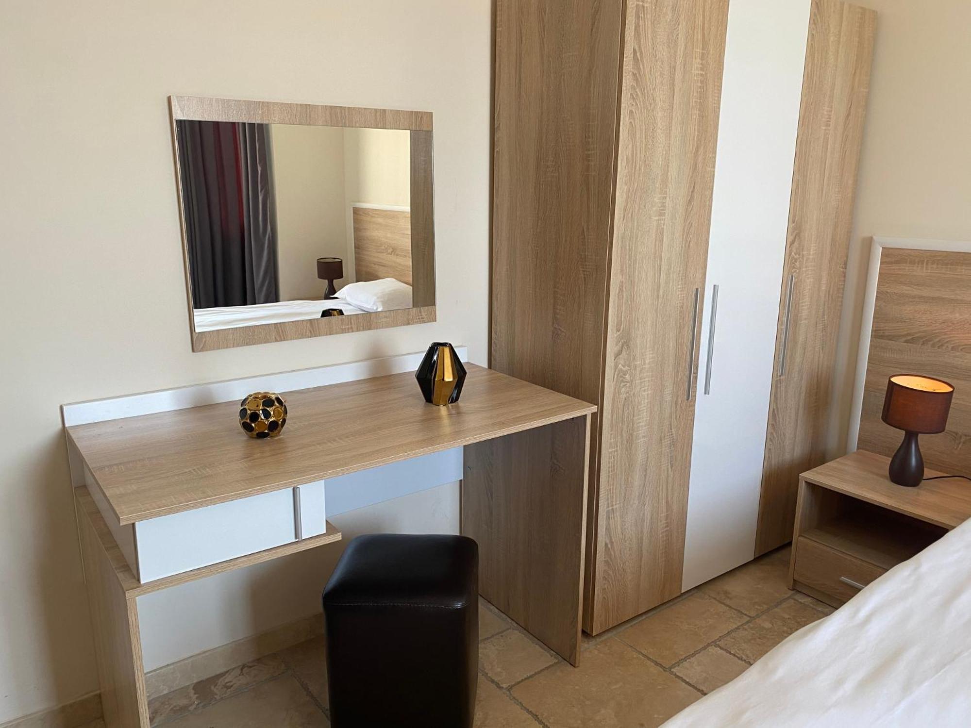 Sea View & Infinity Pool Apartments In Kaliakria Resort Balchik Bagian luar foto