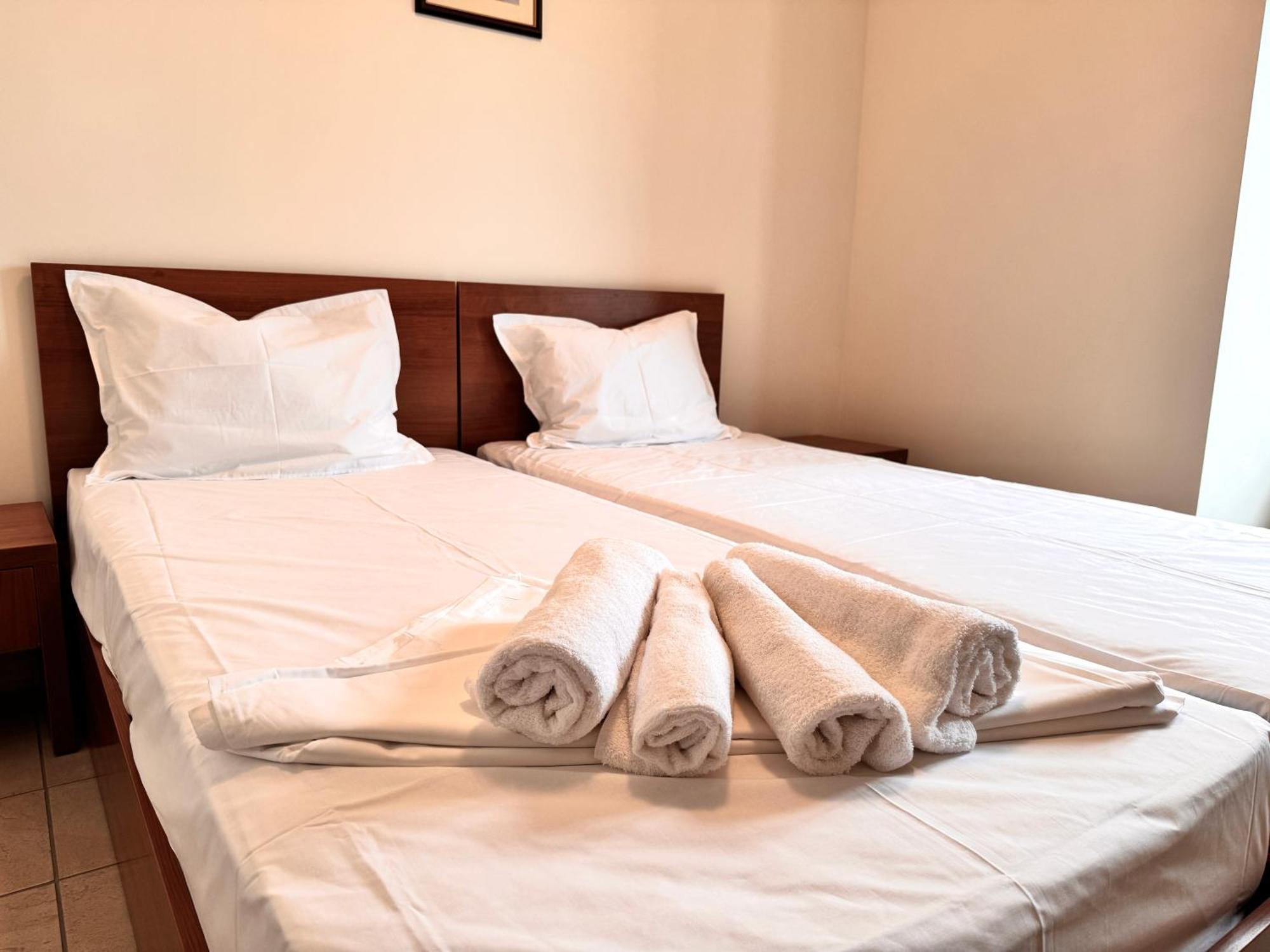 Sea View & Infinity Pool Apartments In Kaliakria Resort Balchik Bagian luar foto